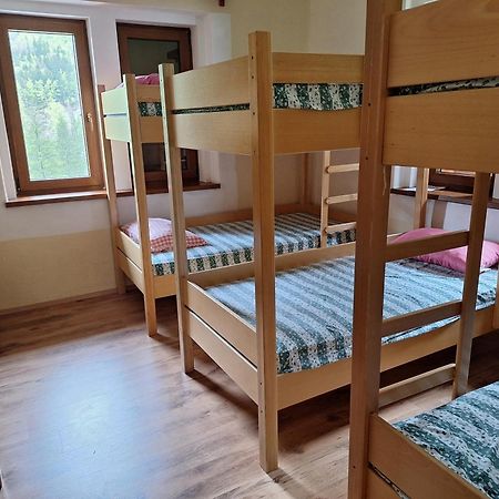 Dom Klementa Juga Hotel Lepena Ngoại thất bức ảnh